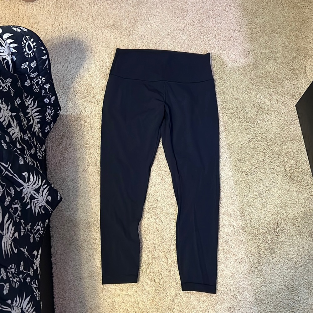 Lululemon Like New WunderTrain Leggings
